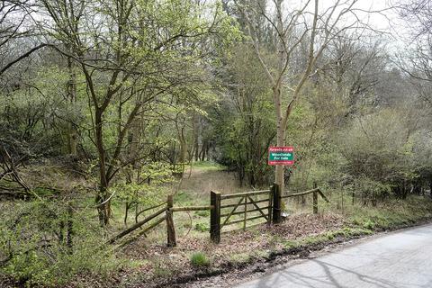 undefined, Longdown Hill, Whiteleaf, Princes Risborough HP27