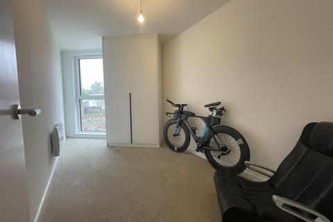 3 bedroom apartment for sale, Chalk Lane, Epsom, Surrey
