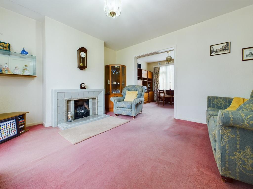Open Plan Living/Dining Area