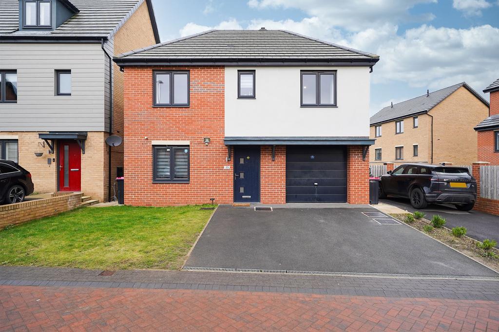 Waverley, Rotherham S60 4 bed detached house for sale £325,000