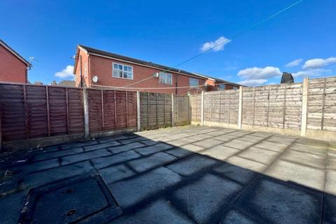 2 bedroom semi-detached house to rent, Ronald Street, Manchester, M11