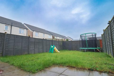 2 bedroom semi-detached house for sale, Piper Cross - Perfect First Time Buy!