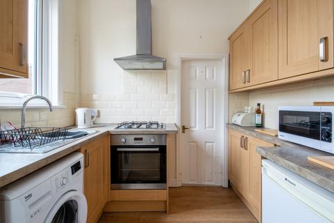 12 Ash Grove, Bingley, BD16 1LU