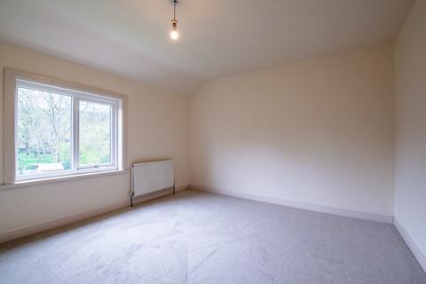 12 Ash Grove, Bingley, BD16 1LU