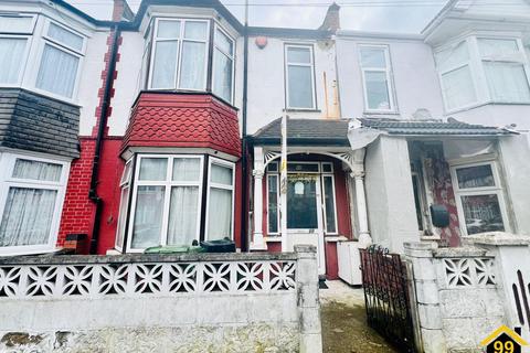 3 bedroom terraced house for sale, Clayton Avenue, Wembley, Middlesex, HA0