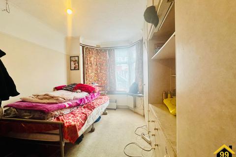 3 bedroom terraced house for sale, Clayton Avenue, Wembley, Middlesex, HA0