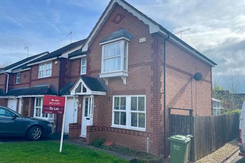 3 bedroom semi-detached house to rent, Bridgnorth Row, Worcester WR4
