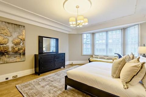 4 bedroom apartment to rent, Regents Park, London NW8