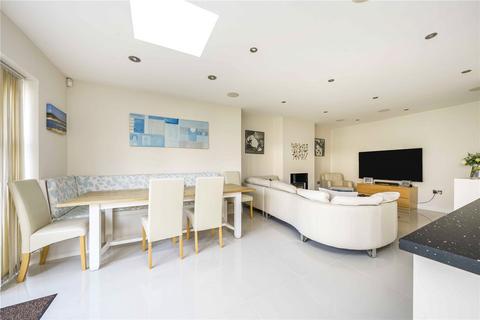 38 Woodside Road, New Malden, KT3 3AP