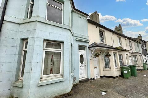 3 bedroom end of terrace house for sale, Charlotte Street, Folkestone, Kent. CT20