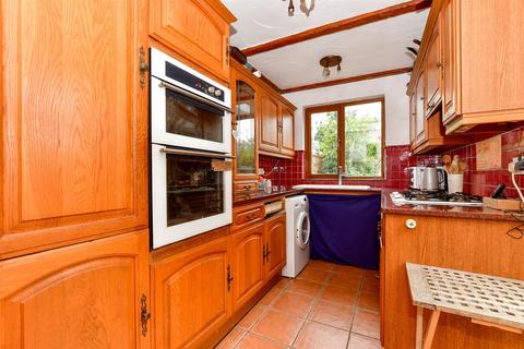 2 bedroom semi-detached house for sale, Leatherhead Road, Chessington, Surrey