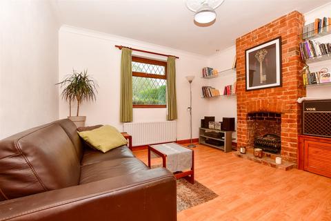 406 Leatherhead Road, Chessington, KT9 2NN