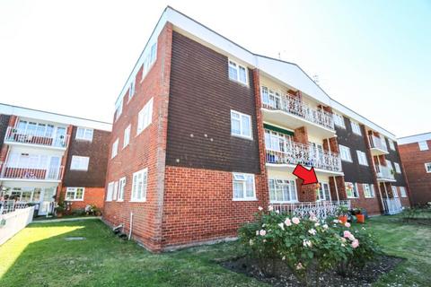 3 bedroom flat for sale, Mark Anthony Court, Hayling Island