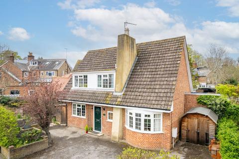 3 bedroom detached house for sale, Bakers Lane, Lingfield, RH7
