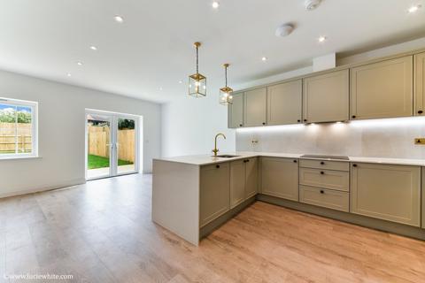 undefined, Cordes Grove, Ascot