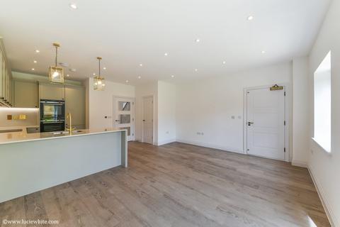 undefined, Cordes Grove, Ascot