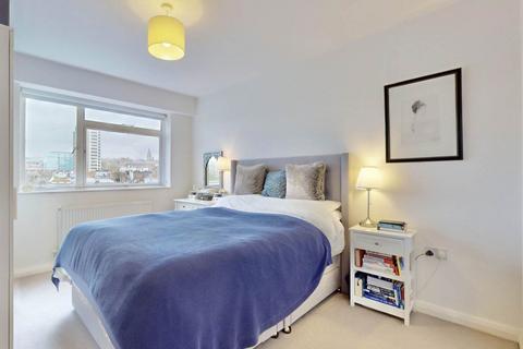 2 bedroom apartment for sale, Pemberton Gardens, London N19