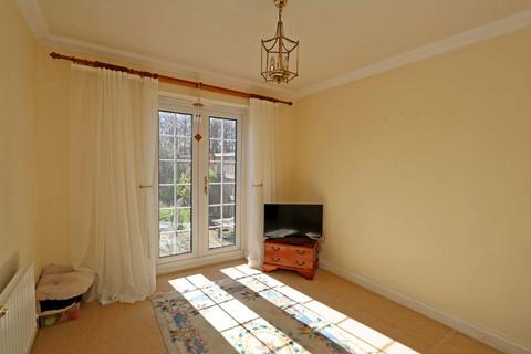 3 bedroom townhouse for sale, Woodvale Court, Southport PR9