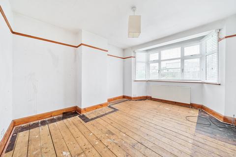 26 Abbots Gardens, London, N2 0JQ