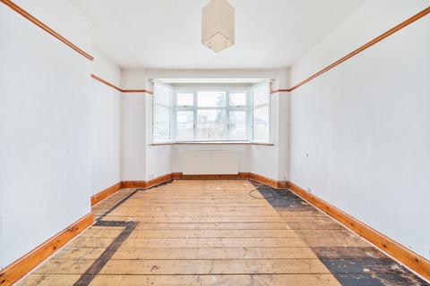 26 Abbots Gardens, London, N2 0JQ