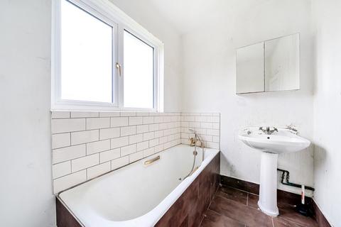 26 Abbots Gardens, London, N2 0JQ
