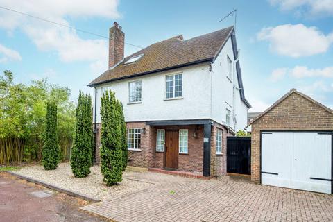 5 bedroom detached house to rent, LONDON ROAD, Guildford, GU1