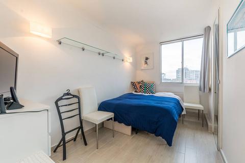 2 bedroom flat for sale, Cambridge Square, Hyde Park Estate, London, W2