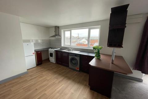 1 bedroom flat to rent, Birmingham Road, West Bromwich, West Midlands, B70