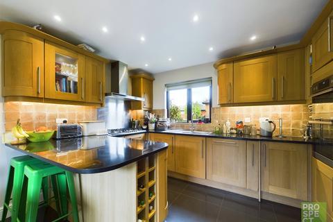 3 bedroom detached house to rent, Stonefield Park, Maidenhead, Berkshire, SL6
