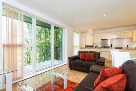 2 bedroom apartment to rent, Valley House, Manor Road, West Ealing