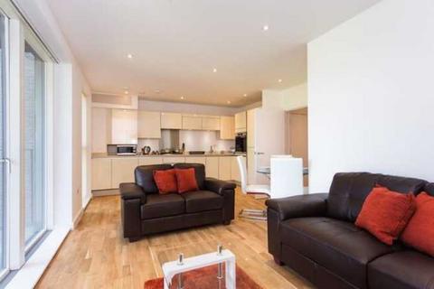 2 bedroom apartment to rent, Valley House, Manor Road, West Ealing