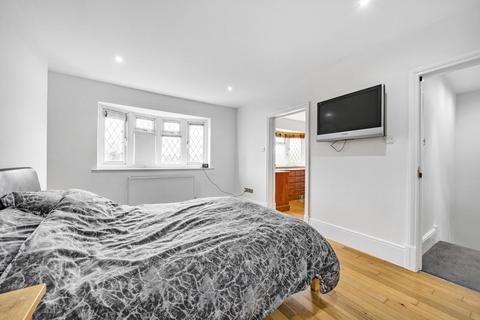 152 Wickham Way, Beckenham, BR3 3AS