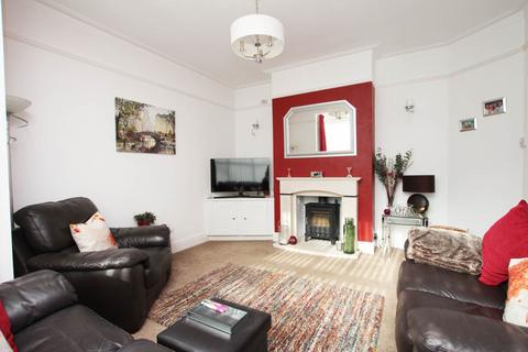 3 bedroom end of terrace house for sale, Desmond Road, Eastbourne, BN22 7LE