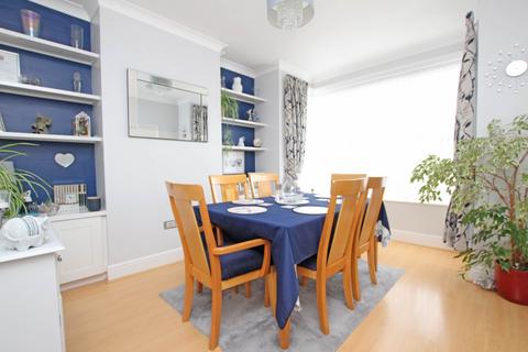 3 bedroom end of terrace house for sale, Desmond Road, Eastbourne, BN22 7LE