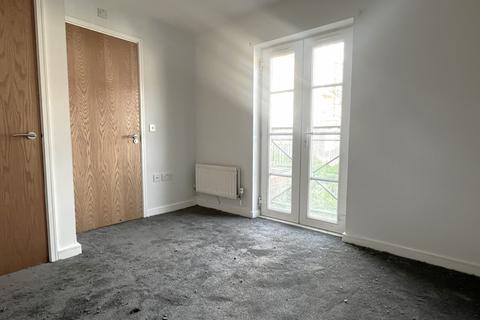2 bedroom flat to rent, Sandpiper Close, Greenhithe, DA9
