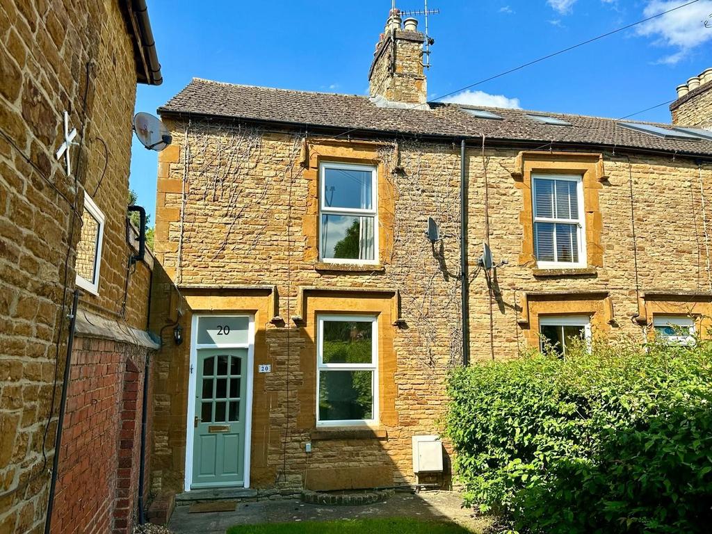 Port Road, Duston, Northampton NN5 6NL 2 bed end of terrace house for