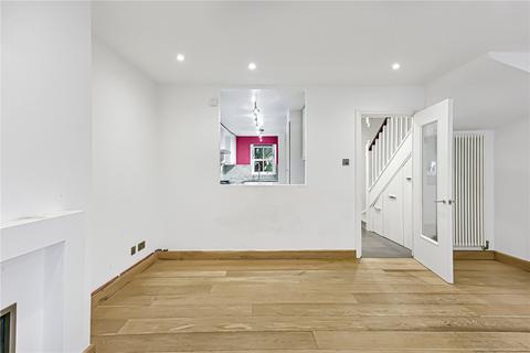 4 bedroom mews to rent, Byron Mews, London, NW3