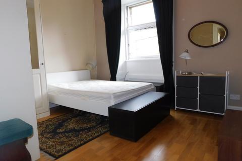 2 bedroom flat to rent, 15, Douglas Crescent, Edinburgh, EH12 5BA