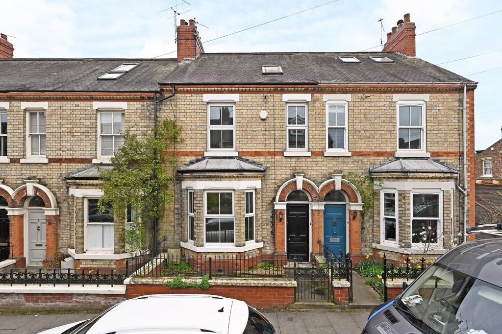 St. Clements Grove, 4 bed house for sale £515,000