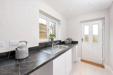 5 bedroom detached house for sale, Plot 3, The Chestnut at Thaxted, Bardfield Road CM6