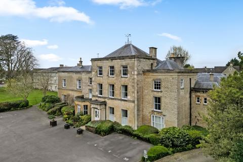 3 bedroom apartment for sale, Chesterton Lane, Cirencester, Gloucestershire, GL7