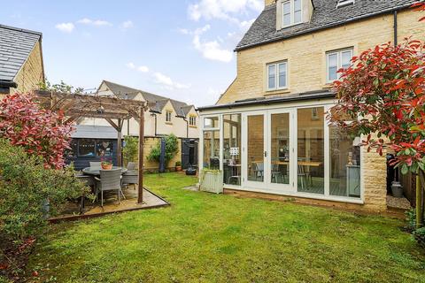 4 bedroom semi-detached house for sale, Mercer Way, Tetbury, Gloucestershire, GL8