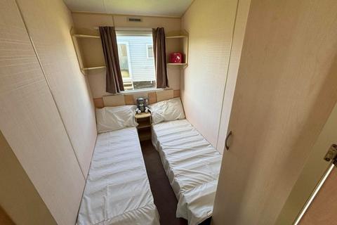 3 bedroom static caravan for sale, Sand le Mere Holiday Park