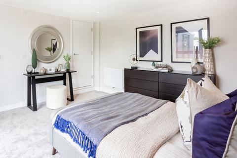 2 bedroom flat to rent, Aberfeldy Square, London, E14