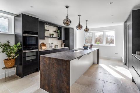 5 bedroom detached house for sale, The Mount, Guildford, Surrey, GU2.