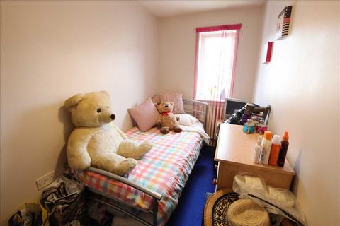 3 Ingle Close, Scarborough, YO12 4AY