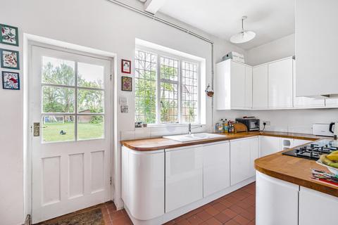 4 bedroom semi-detached house for sale, Woking, Surrey GU22
