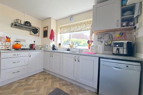 2 bedroom bungalow for sale, Burnham Road, Highbridge, TA9