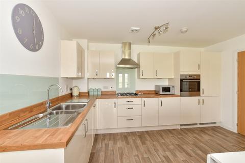 2 bedroom apartment for sale, Nickolls Road, Hythe, Kent