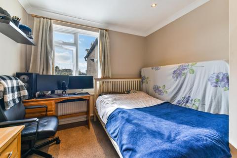 6 Orchard Road, Brentford, TW8 0QX